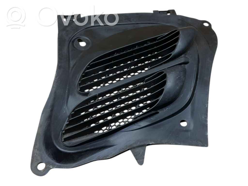 Kratka wlotu powietrza na maskę   96011620,96524576XT,96011630