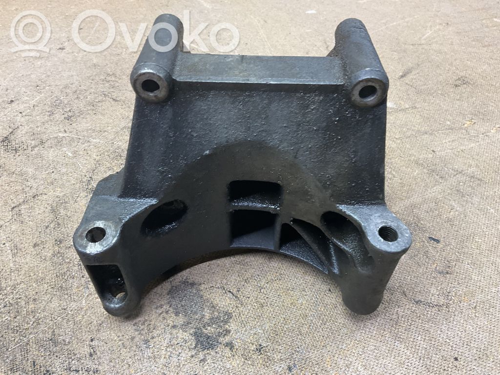 Mocowanie alternatora   1739514,12311739514