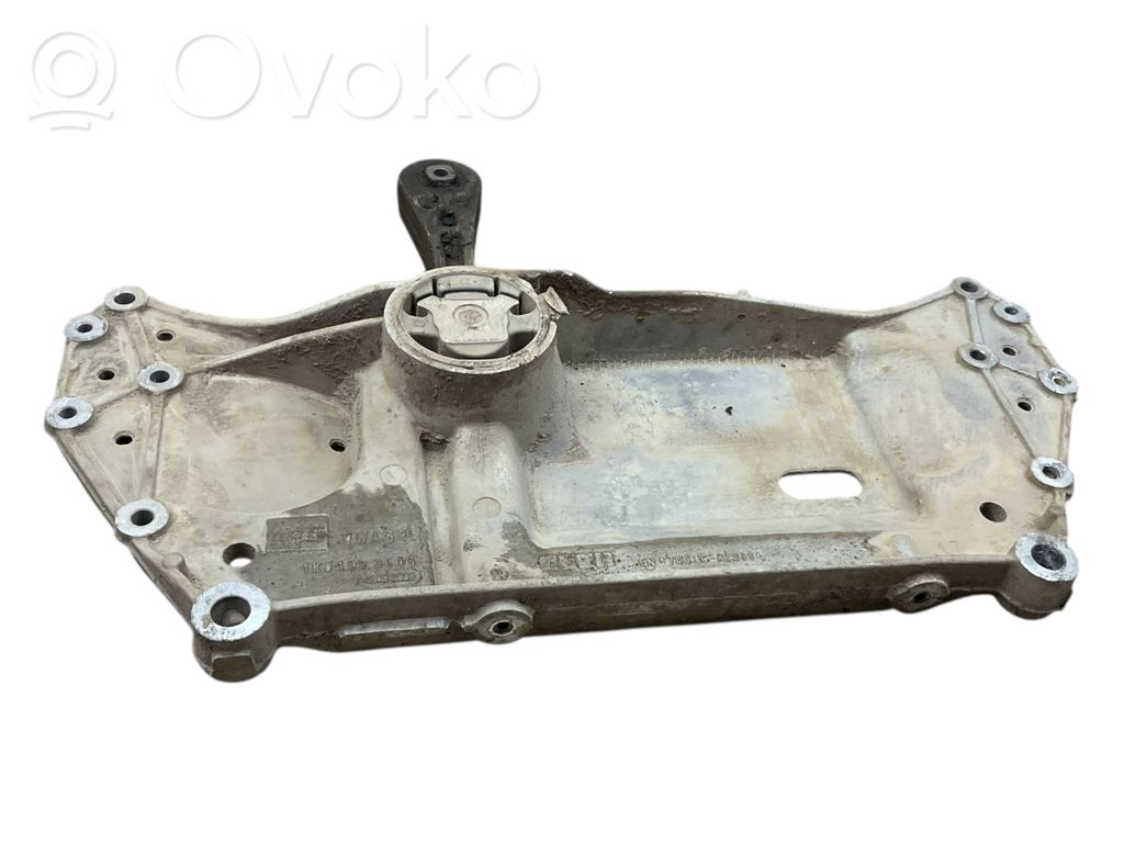 Volkswagen Touran I Front subframe 