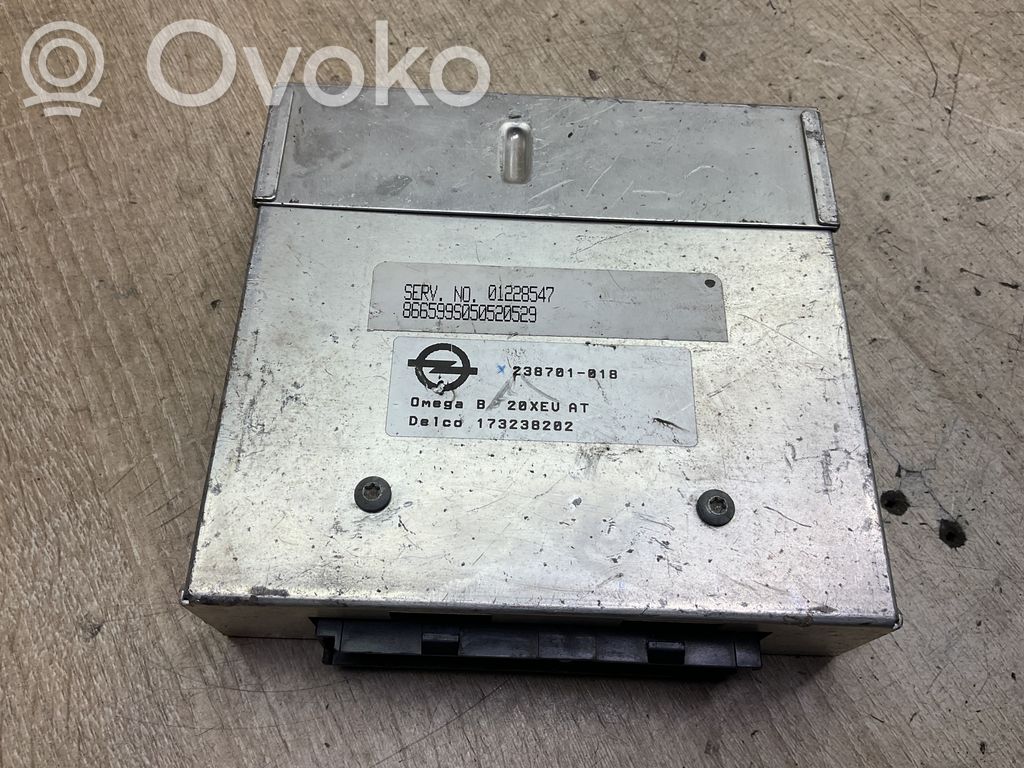 Opel Vectra B Engine control unit/module 