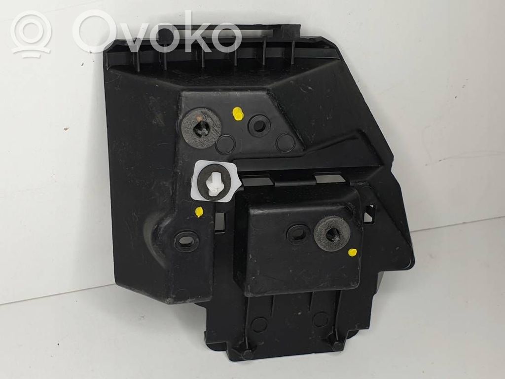 Ford Focus Rear bumper mounting bracket 
