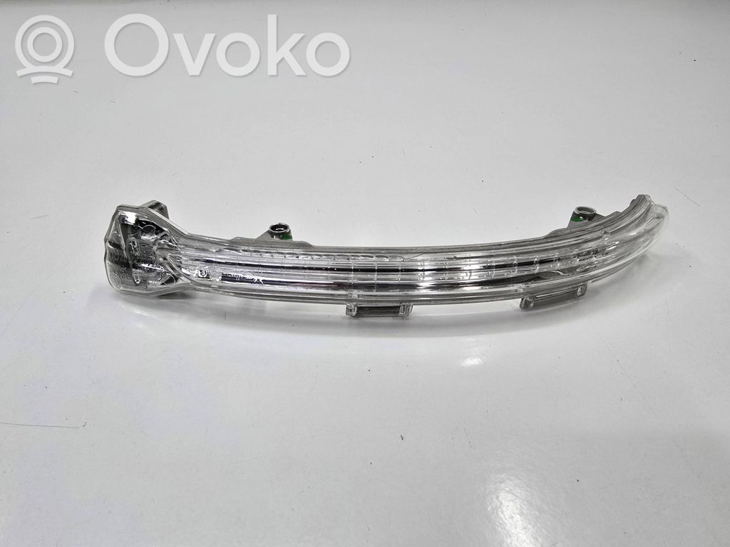 Volkswagen Golf VII Mirror indicator light 
