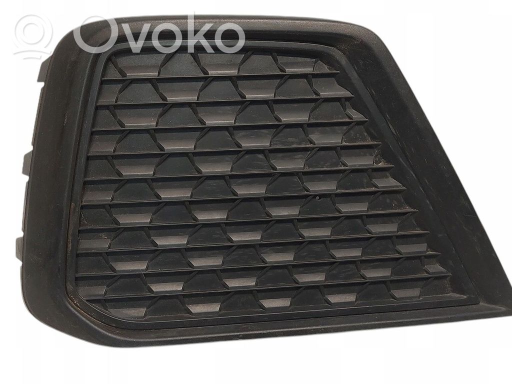 Audi A1 Front bumper lower grill 
