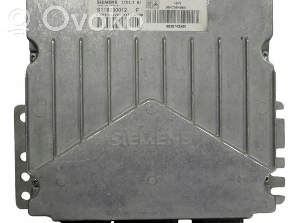 Citroen C5 Variklio valdymo blokas 