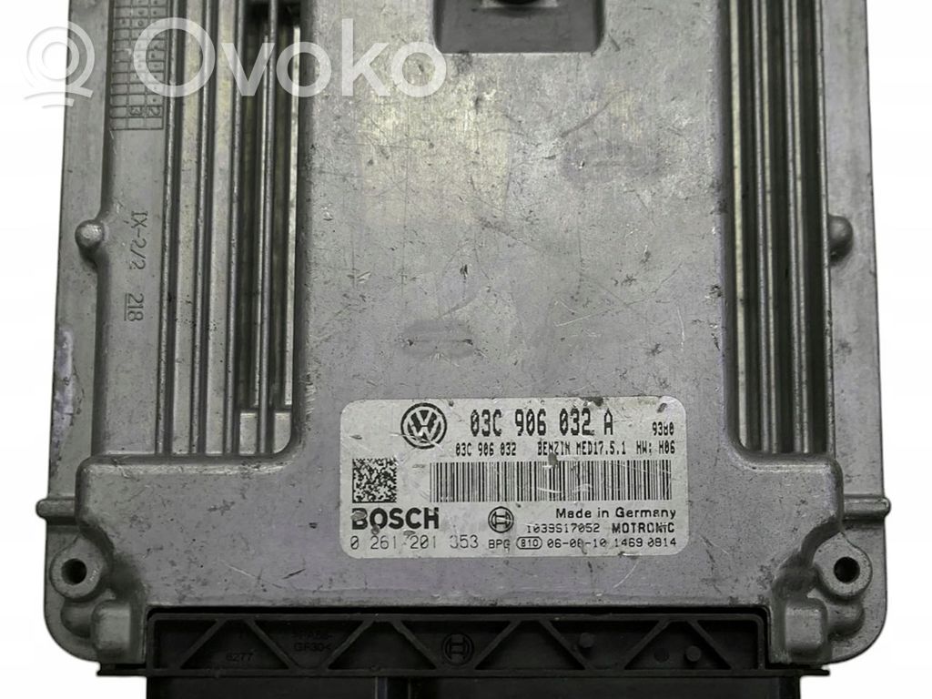 Volkswagen Golf V Engine control unit/module 