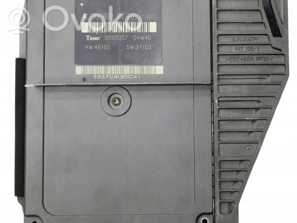 Chrysler Crossfire Central body control module 
