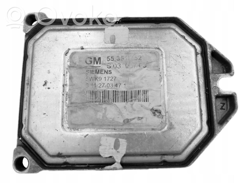 Opel Zafira B Engine control unit/module 