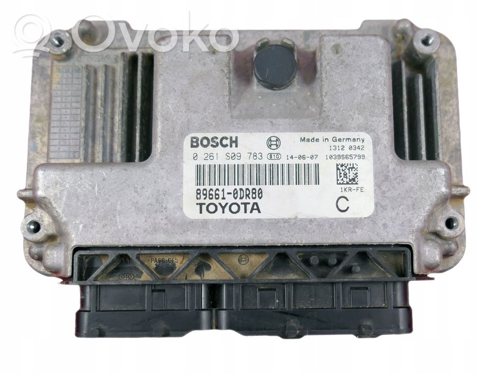 Toyota Yaris Engine control unit/module 