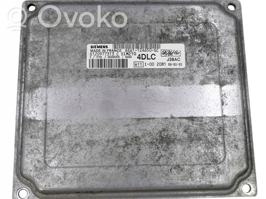 Ford Focus Engine control unit/module 