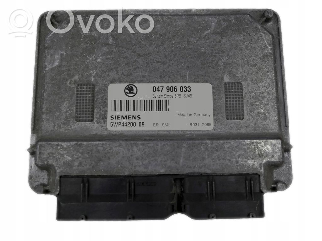 Engine control unit/module   047906033,5WP44200