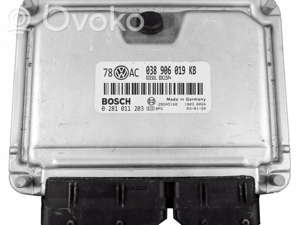 Volkswagen PASSAT B5.5 Engine control unit/module 