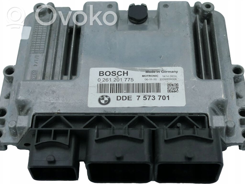 Unidad de control/módulo del motor   7573701,0261201775