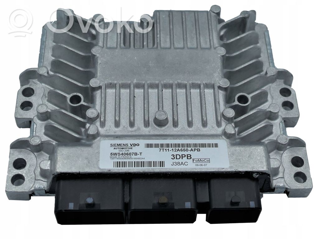 Ford Focus Variklio valdymo blokas 
