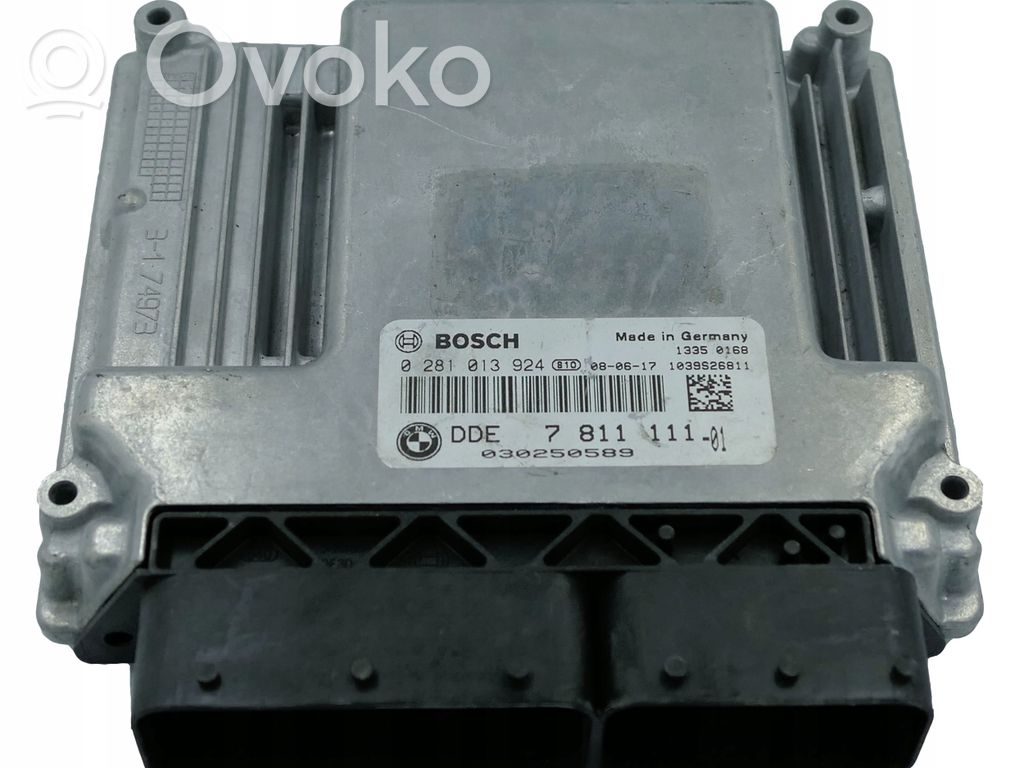 BMW X3 E83 Engine control unit/module 