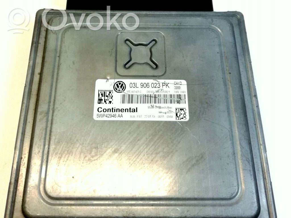 Volkswagen Caddy Engine control unit/module 