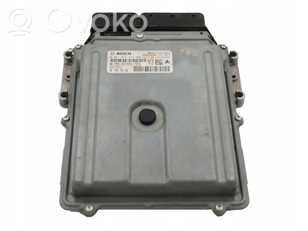 Unidad de control/módulo del motor   9675073280,0281015415