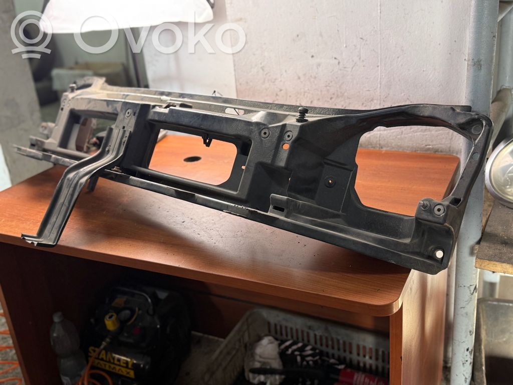 Opel Vivaro Panou suport radiator 