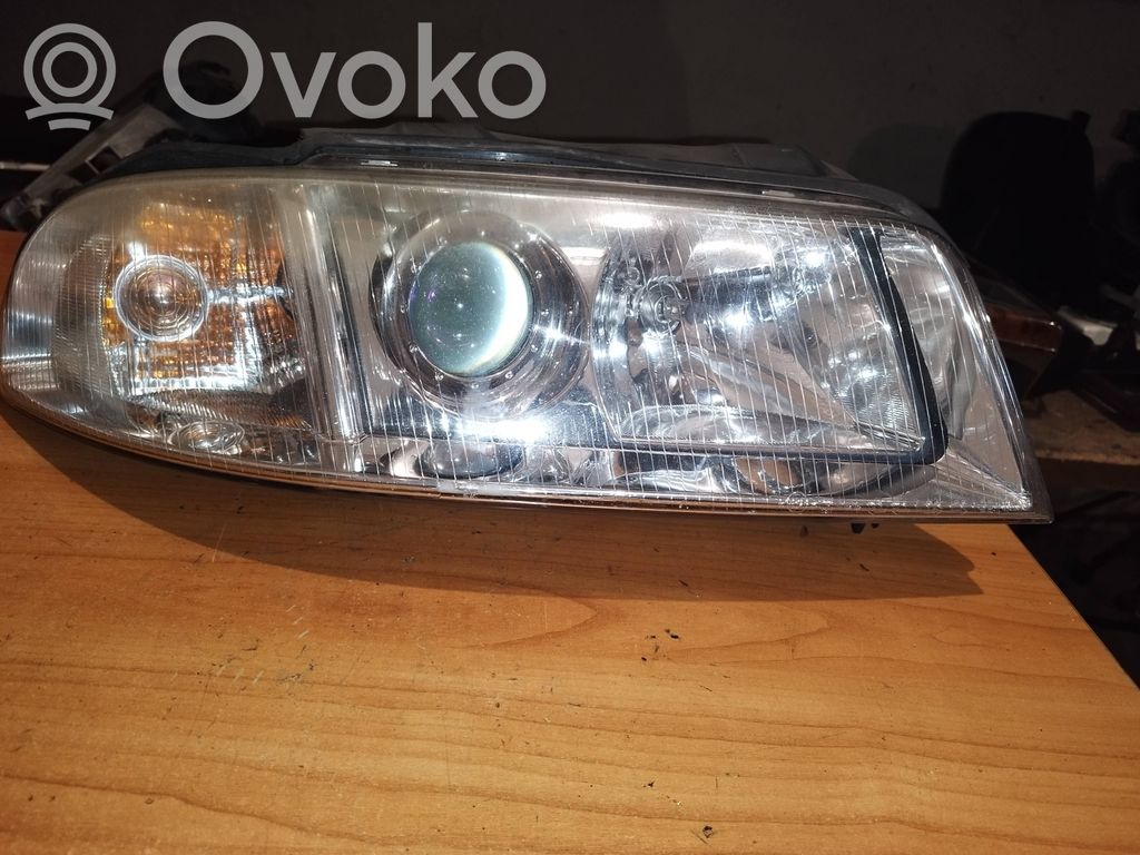 Audi A4 S4 B5 8D Headlight/headlamp 