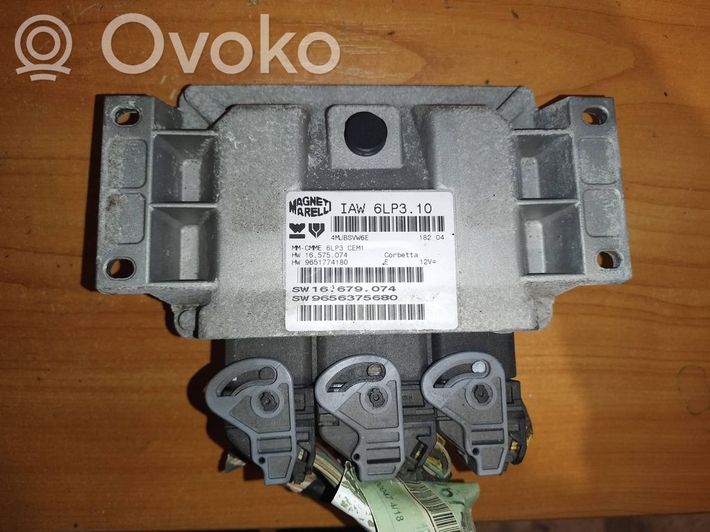 Peugeot 407 Engine control unit/module 