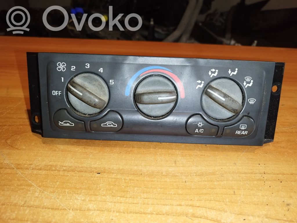 Chevrolet Trans Sport Climate control unit 
