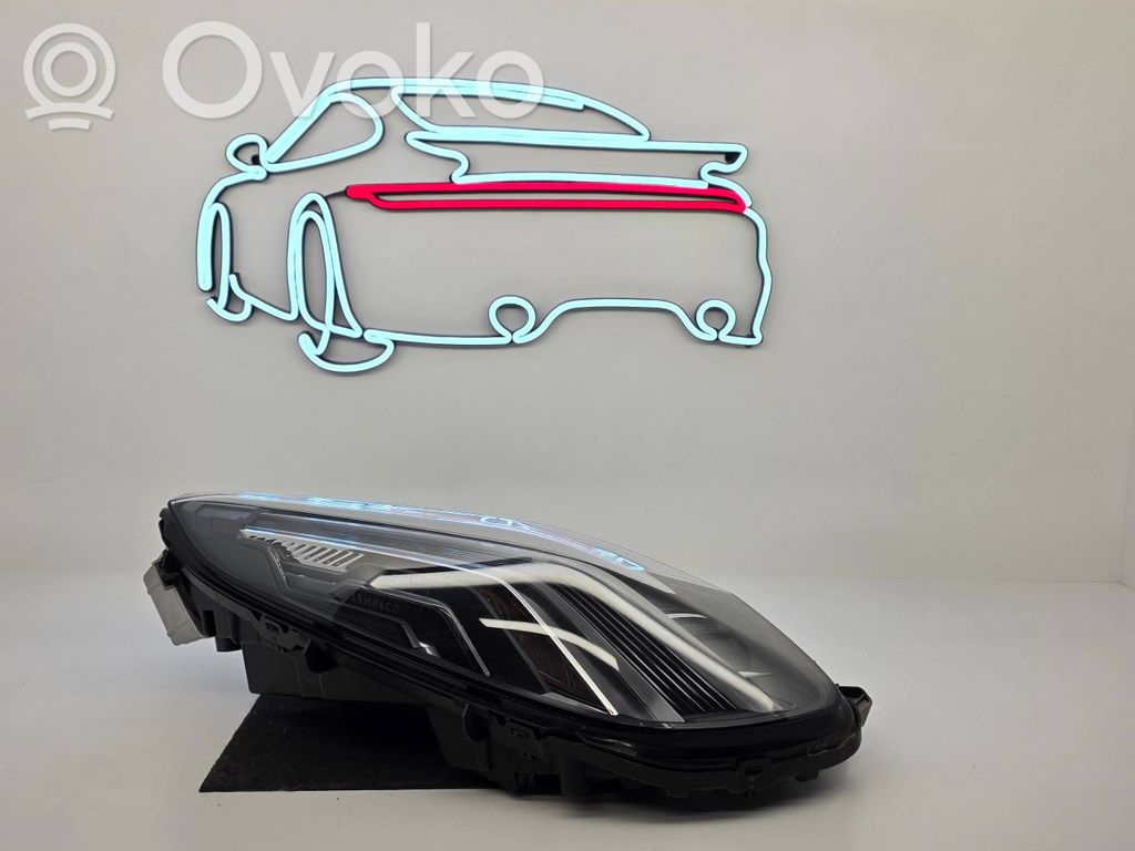 Lynk & co 01 Scheinwerfer 