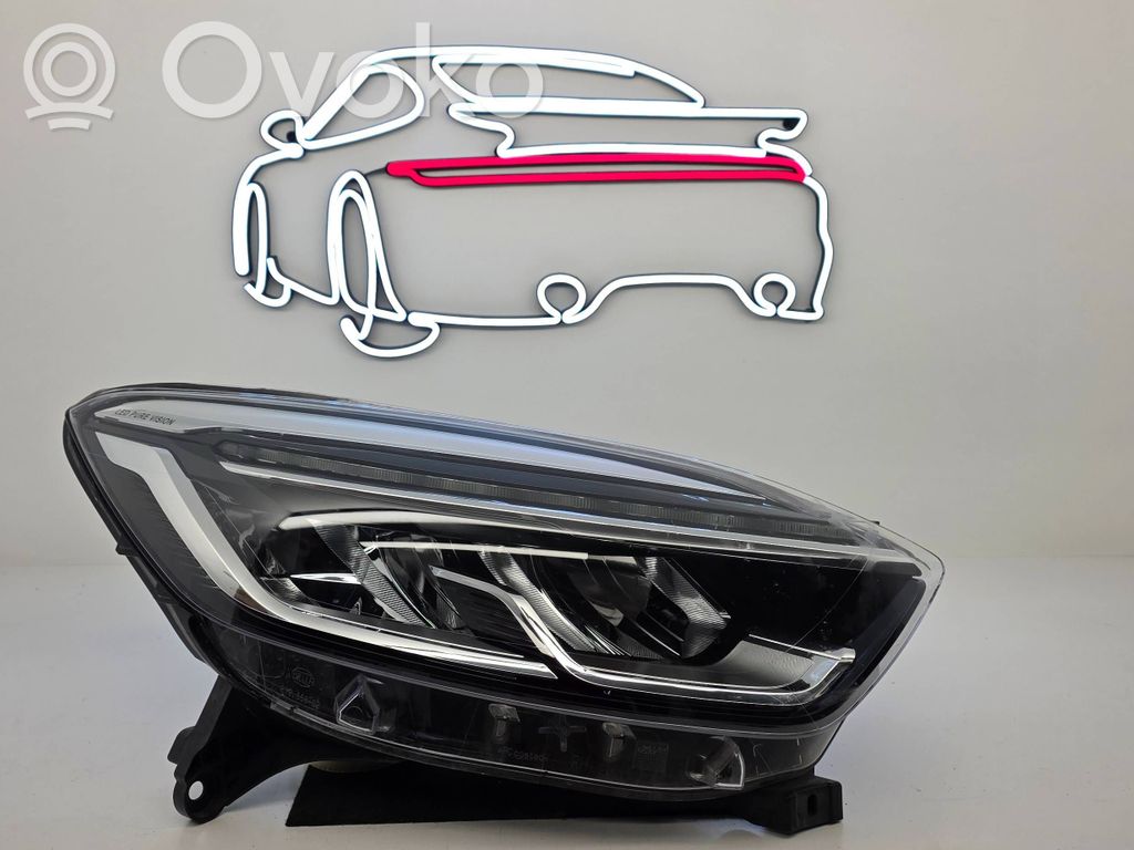 Renault Captur Headlight/headlamp 