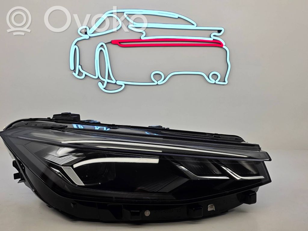 Volkswagen PASSAT B9 Scheinwerfer 
