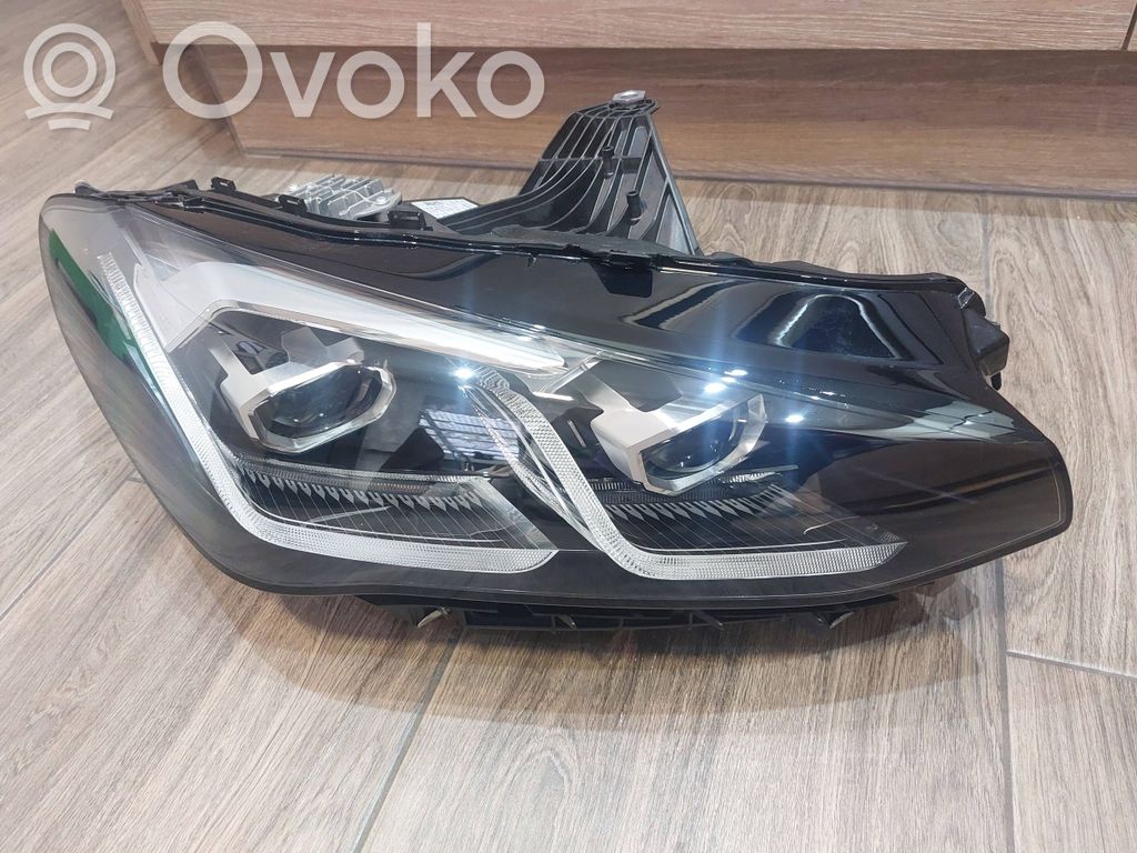 BMW 2 Active Tourer U06 Scheinwerfer 