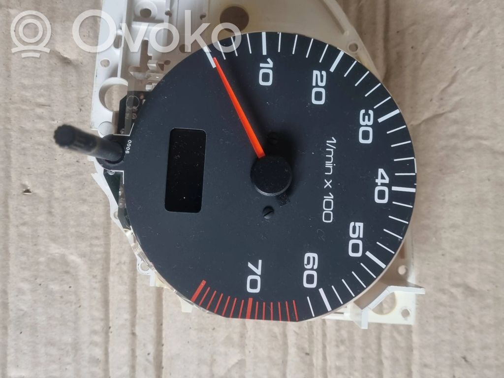 Audi 80 90 B3 Speedometer (instrument cluster) 