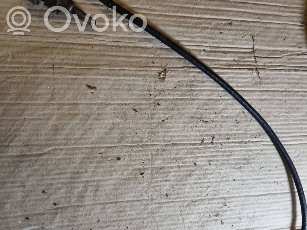 Speedometer cable   7877
