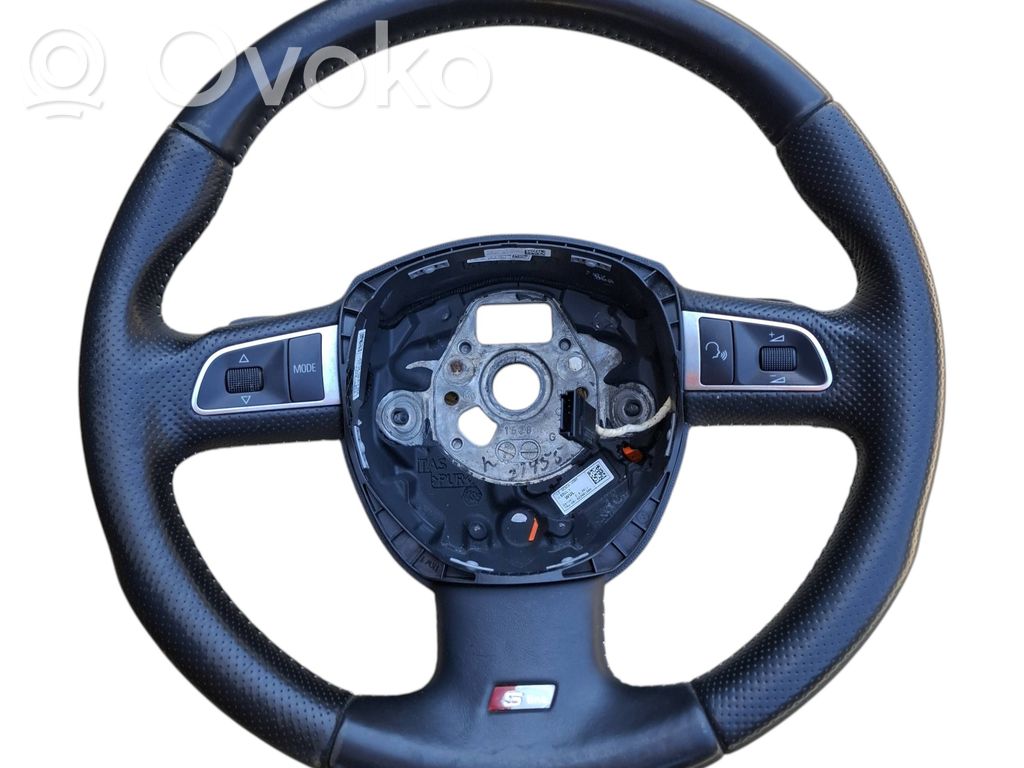 Audi A4 S4 B8 8K Ohjauspyörä 