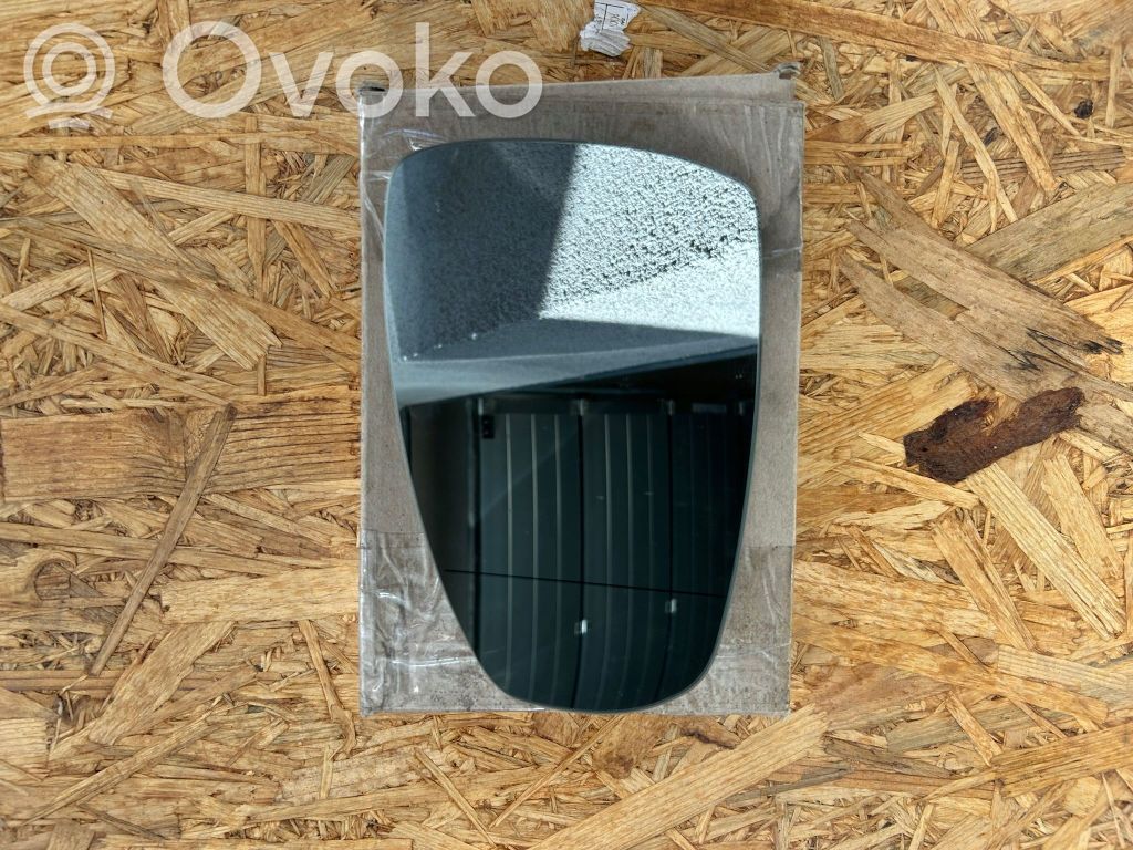 Audi A1 Spoguļa stikls 