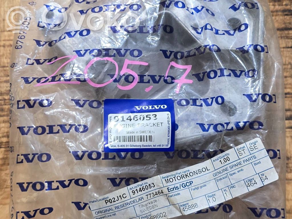 Volvo S40, V40 Engine mounting bracket 