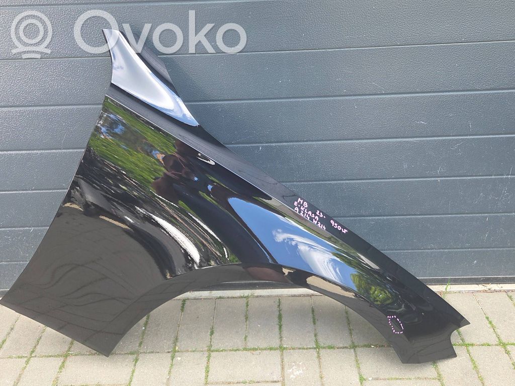 Błotnik przedni   A2148810400,A2148810460