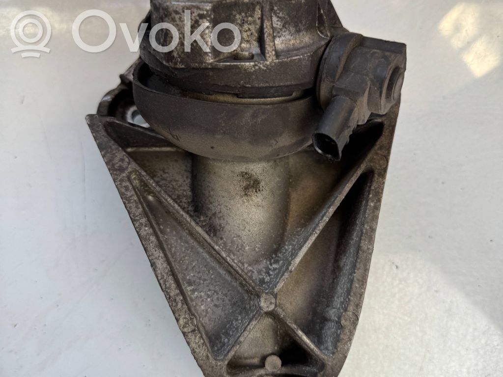 Audi A8 S8 D2 4D Engine mounting bracket 