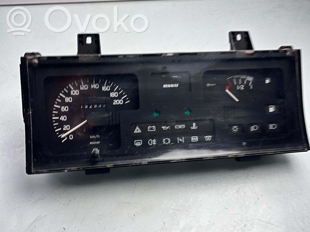 Renault Clio I Speedometer (instrument cluster) 
