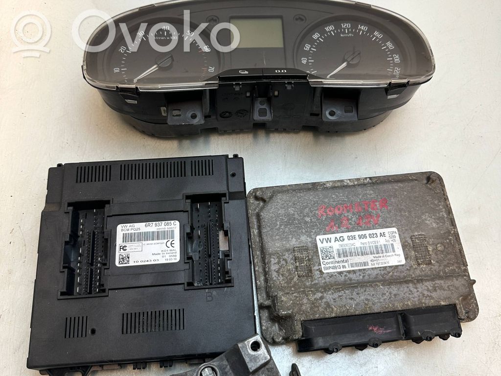 Skoda Roomster (5J) Engine control unit/module 