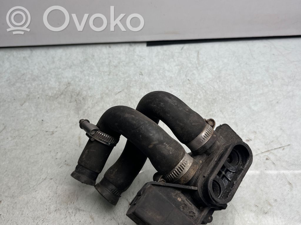 BMW 5 E39 Apsildes radiatora vārsts (-i) 