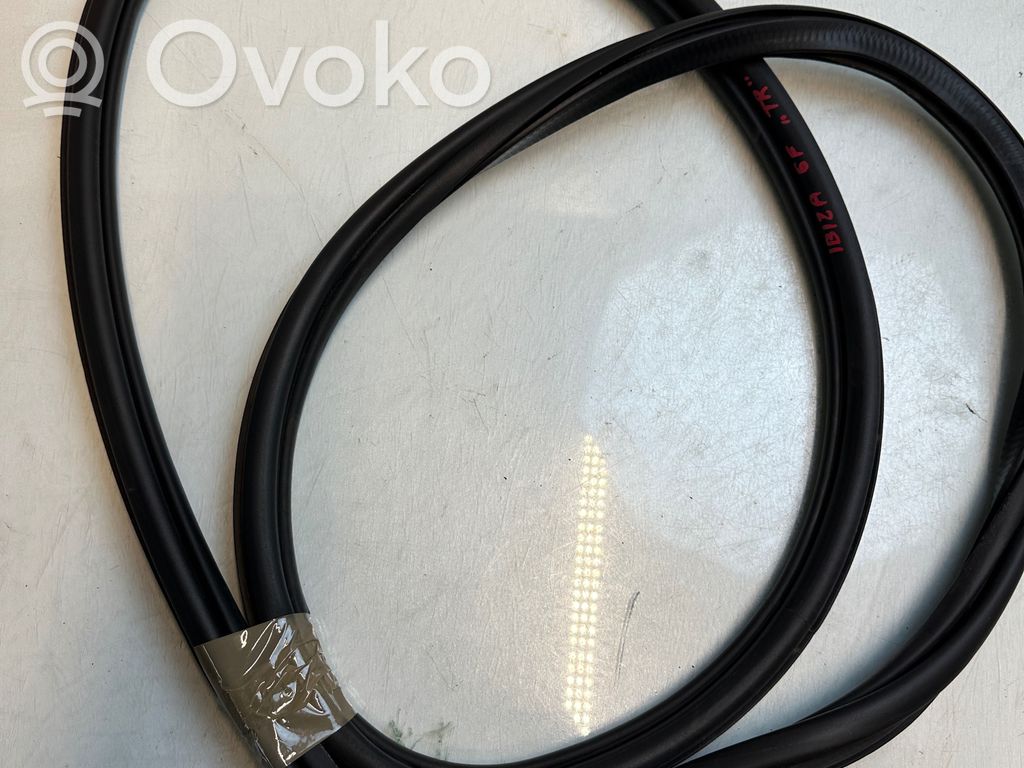 Seat Ibiza V (KJ) Rubber seal rear door 
