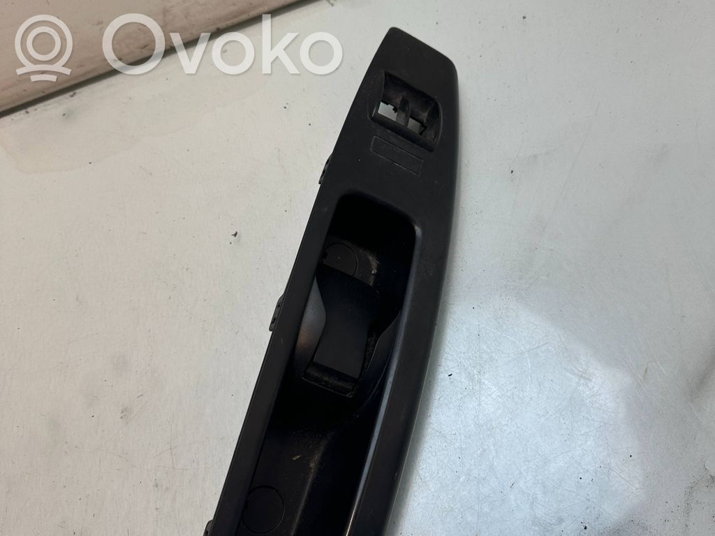 Fiat Doblo Electric window control switch 