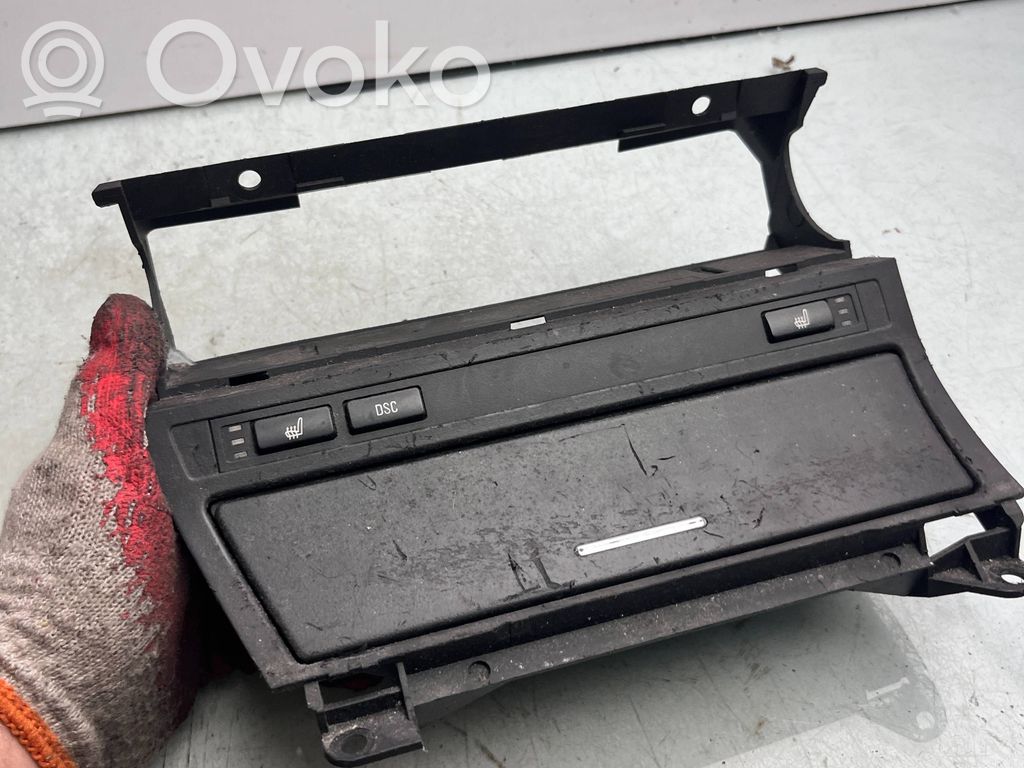 BMW 3 E46 Pelnutrauks 