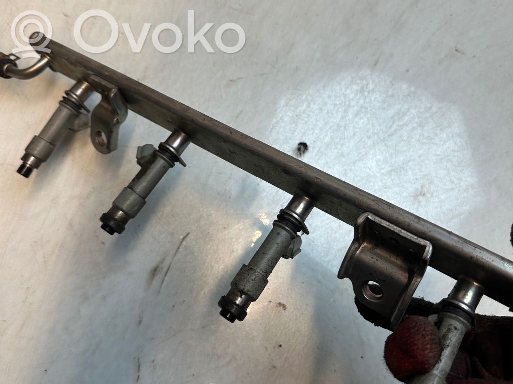 Suzuki Swift I Fuel main line pipe 