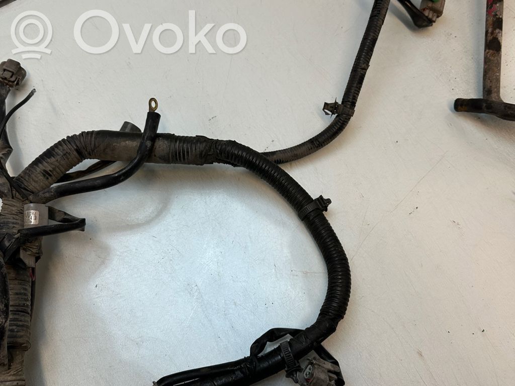Suzuki Swift I Dzinēja vadu instalācija 