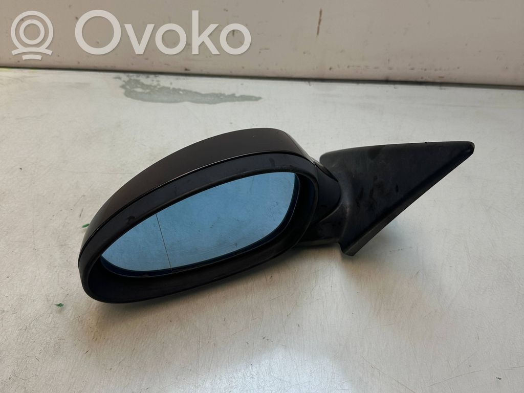 Rétroviseur électrique de porte avant   E1010803