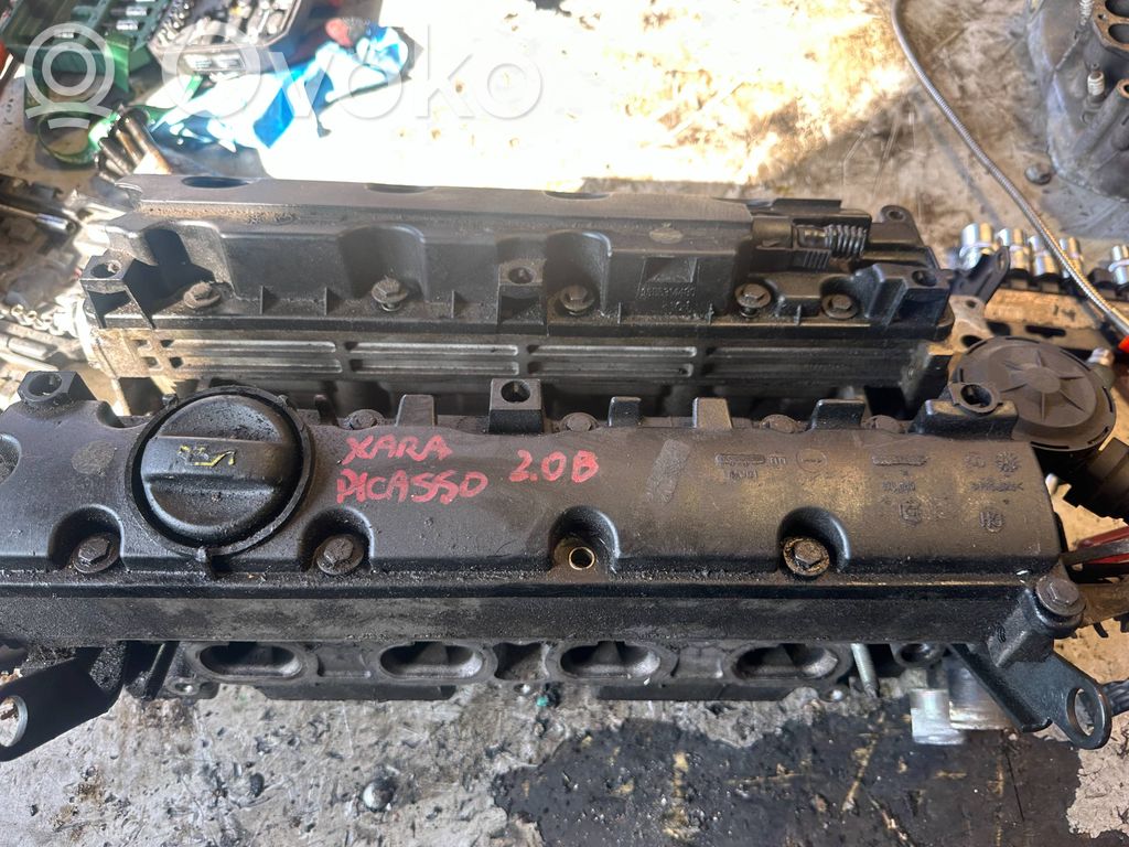 Citroen Xsara Picasso Engine head 