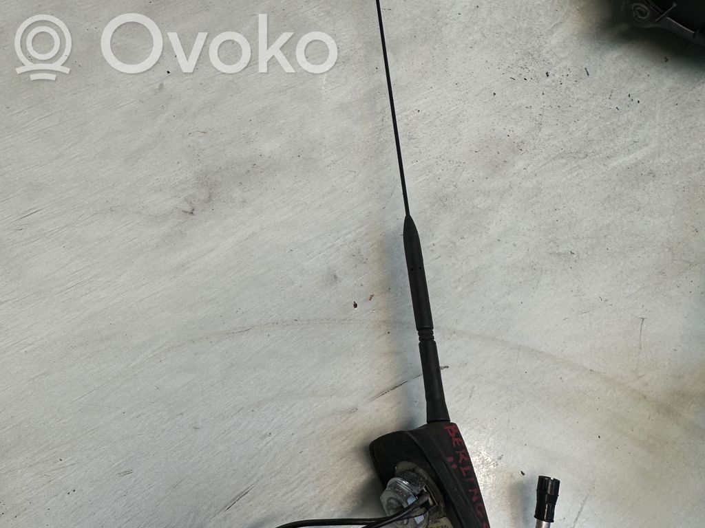 Citroen Berlingo Radion antenni 