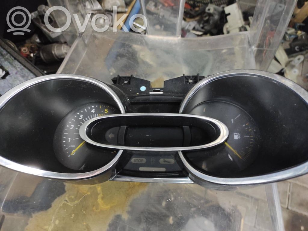 Renault Clio IV Speedometer (instrument cluster) 