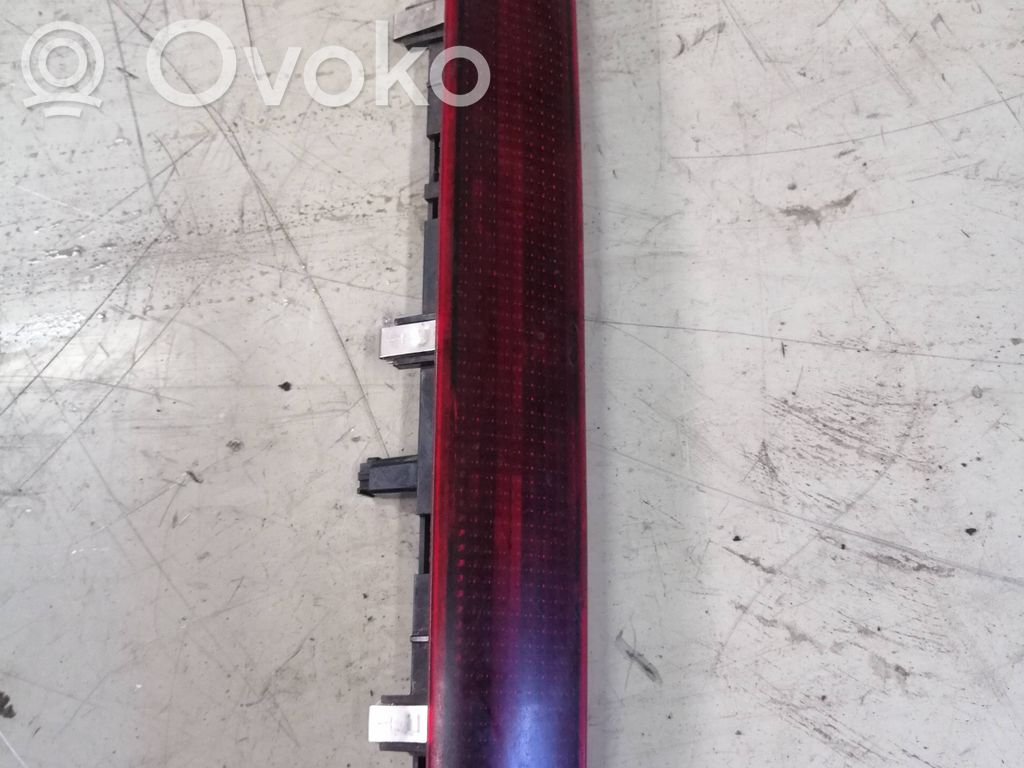 Ford Transit Third/center stoplight 