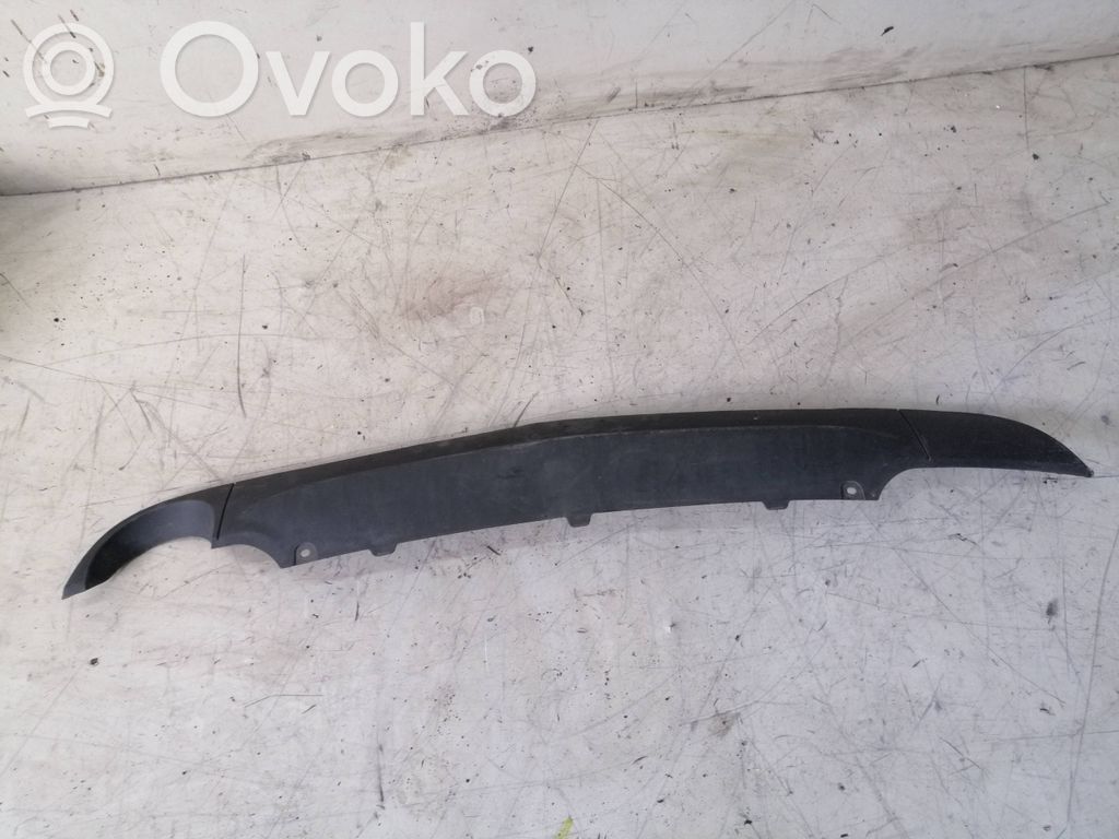 Opel Zafira C Listwa dolna zderzaka tylnego 