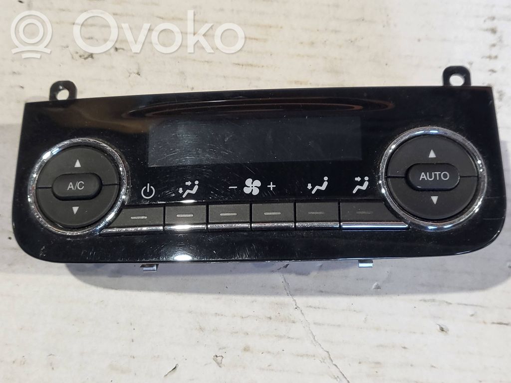 Maserati Levante Climate control unit 